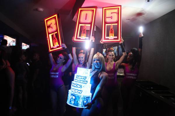 Hypemakerz signs in a premium venue