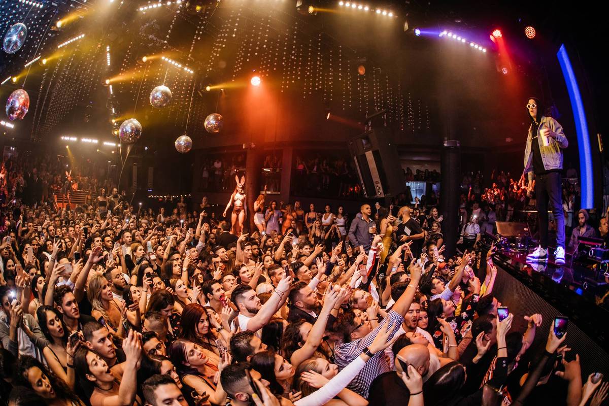 VIDEO RECAP: Bad Bunny at STORY Miami - April 2018