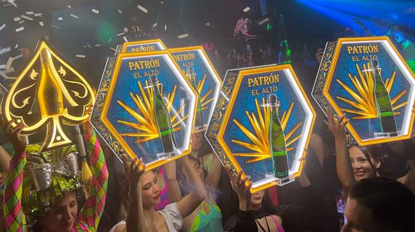 Hypemakerz signs in a premium venue